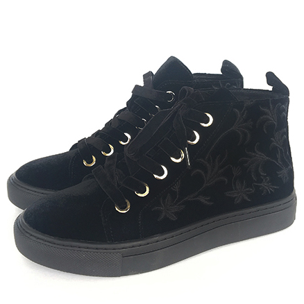 кроссовки из натуральной кожи Sasha