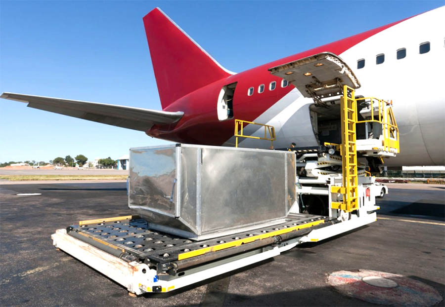 авиадоставка груза из Москвы